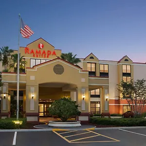Ramada By Wyndham Airport- Free Airport Shuttle Orlando